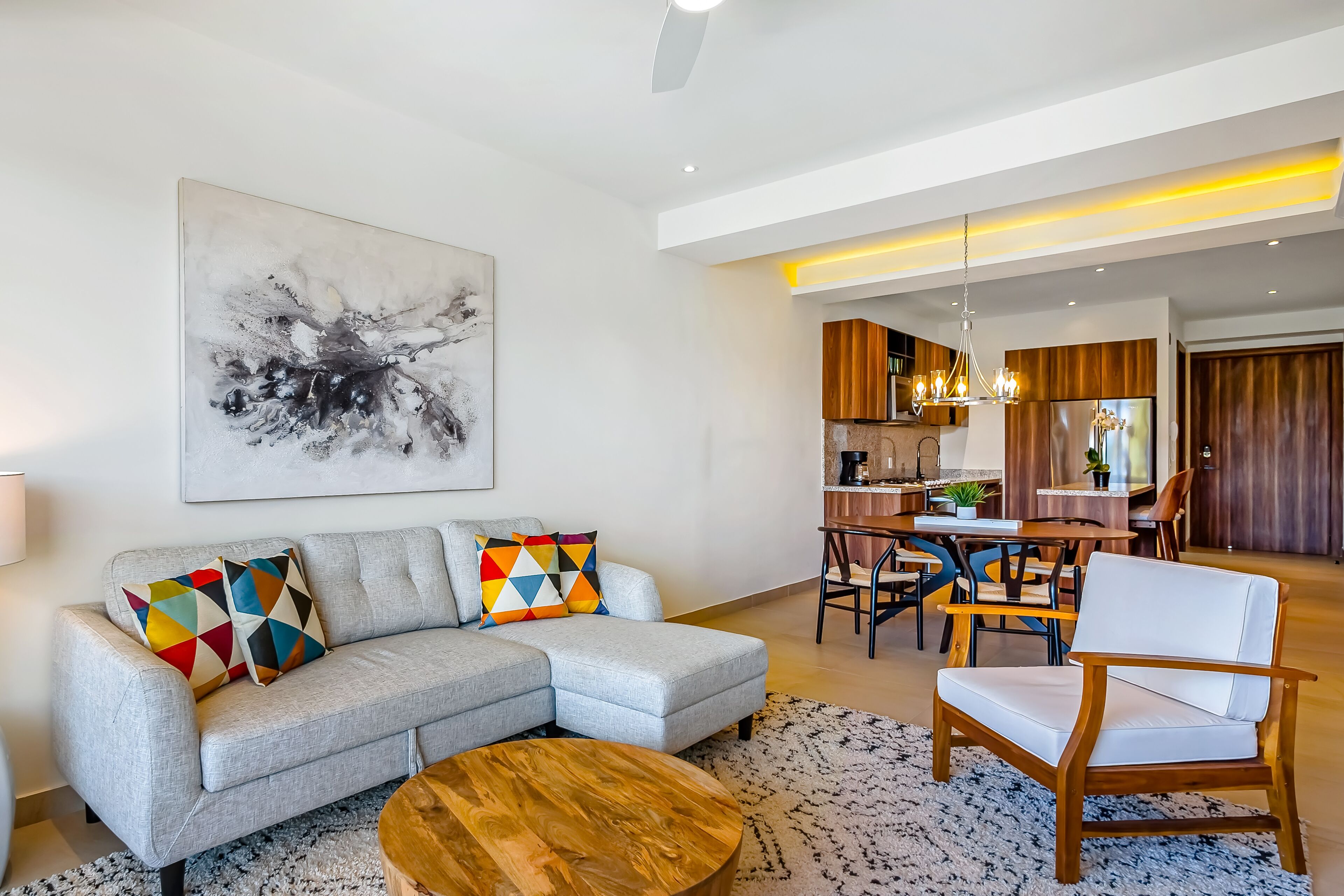 Radiant retreat full of color, modern fixtures, & scenic balcony - rooftop pool