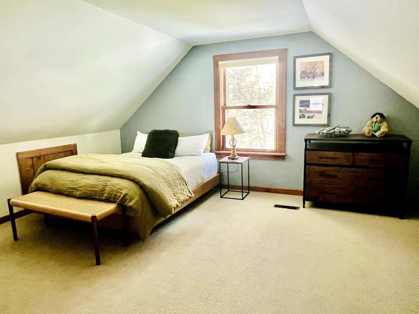 Pine Tree Hideaway - Private Home in the Mad River Valley