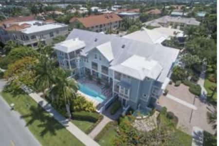 Naples Condo
