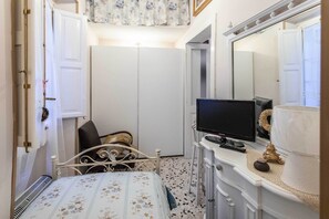 2 bedrooms, WiFi, bed sheets - Maison De L'Ange (Lecce)
