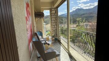 Panorama kamer | 1 slaapkamer, een minibar, individueel gedecoreerd