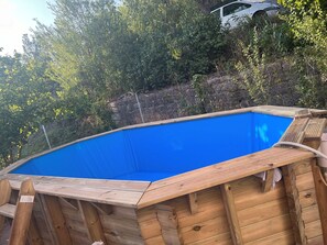 Seasonal outdoor pool, sun loungers