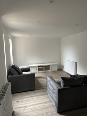 Living area - Barrowlands, Celtic park ,city centre Local (Glasgow)