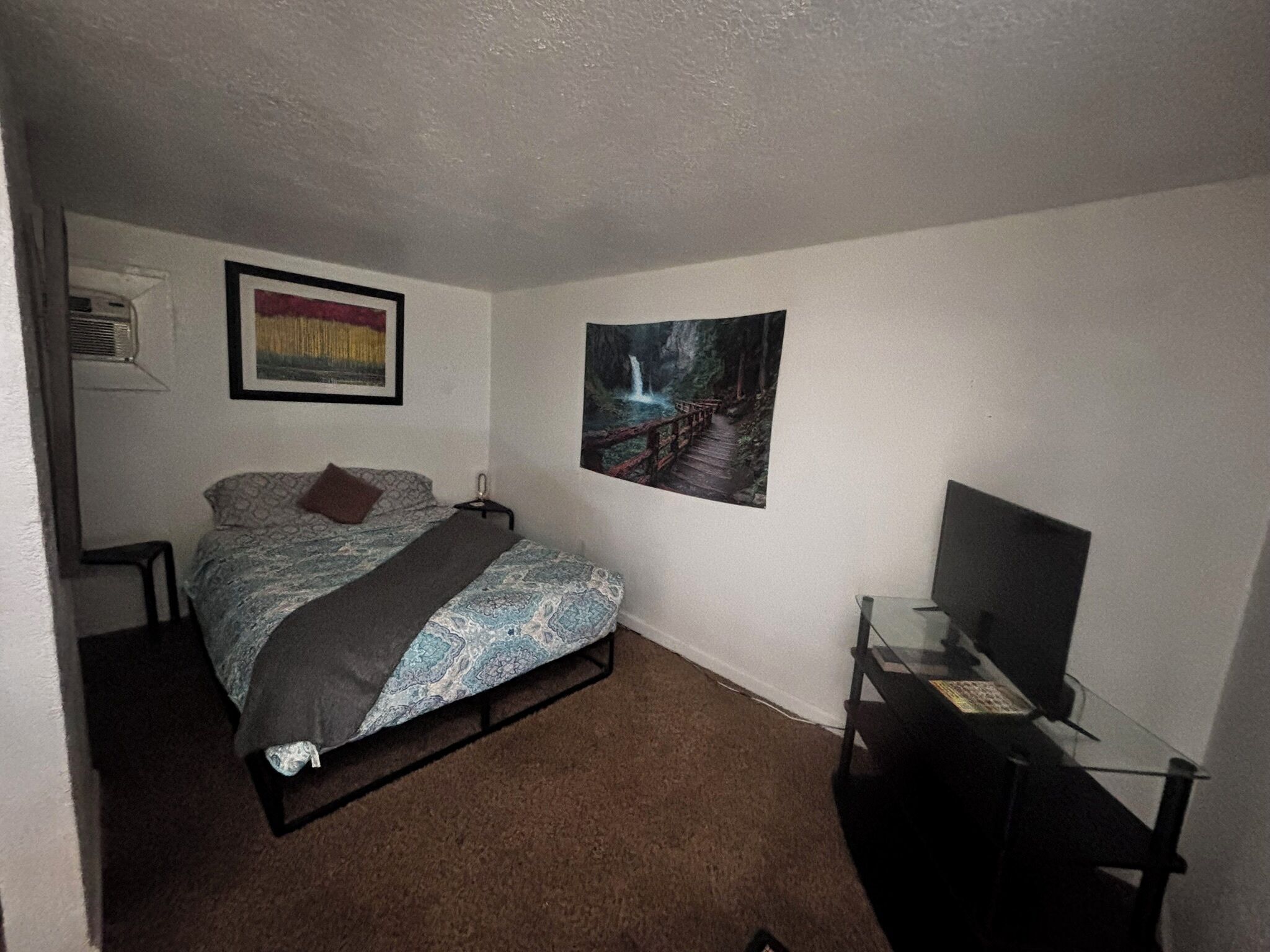 بديكورات فريدة لكل غرفة وطراز فريد لكل وحدة ومكتب وواي فاي مجانًا