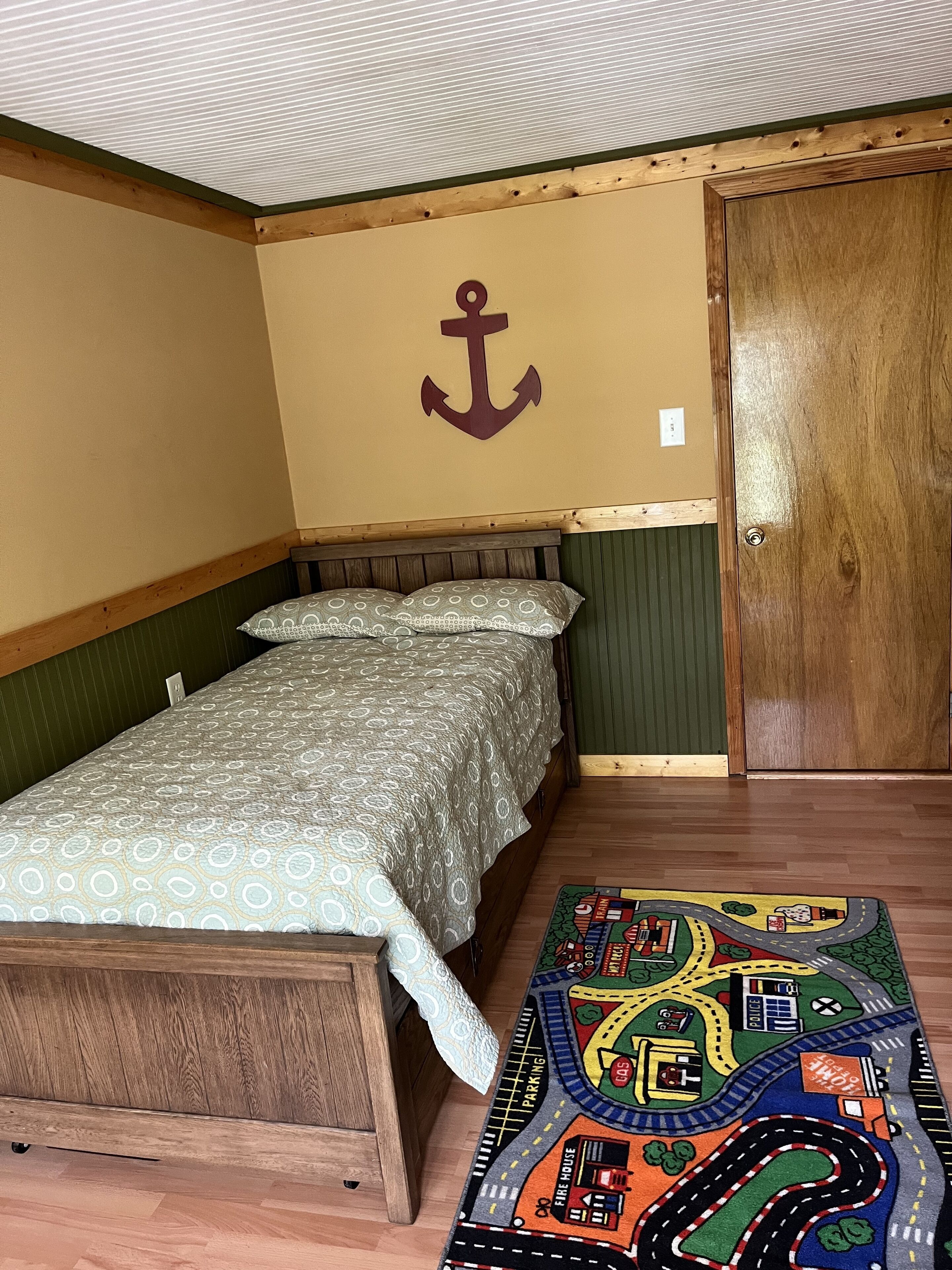 Country Lake Retreat