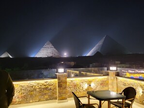 Restaurant - STEPS IN Pyramids View (Giza)