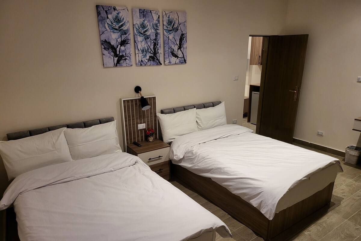Egyptian cotton sheets, premium bedding, down comforters, pillowtop beds