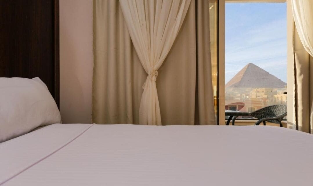 Foto - STEPS IN Pyramids View