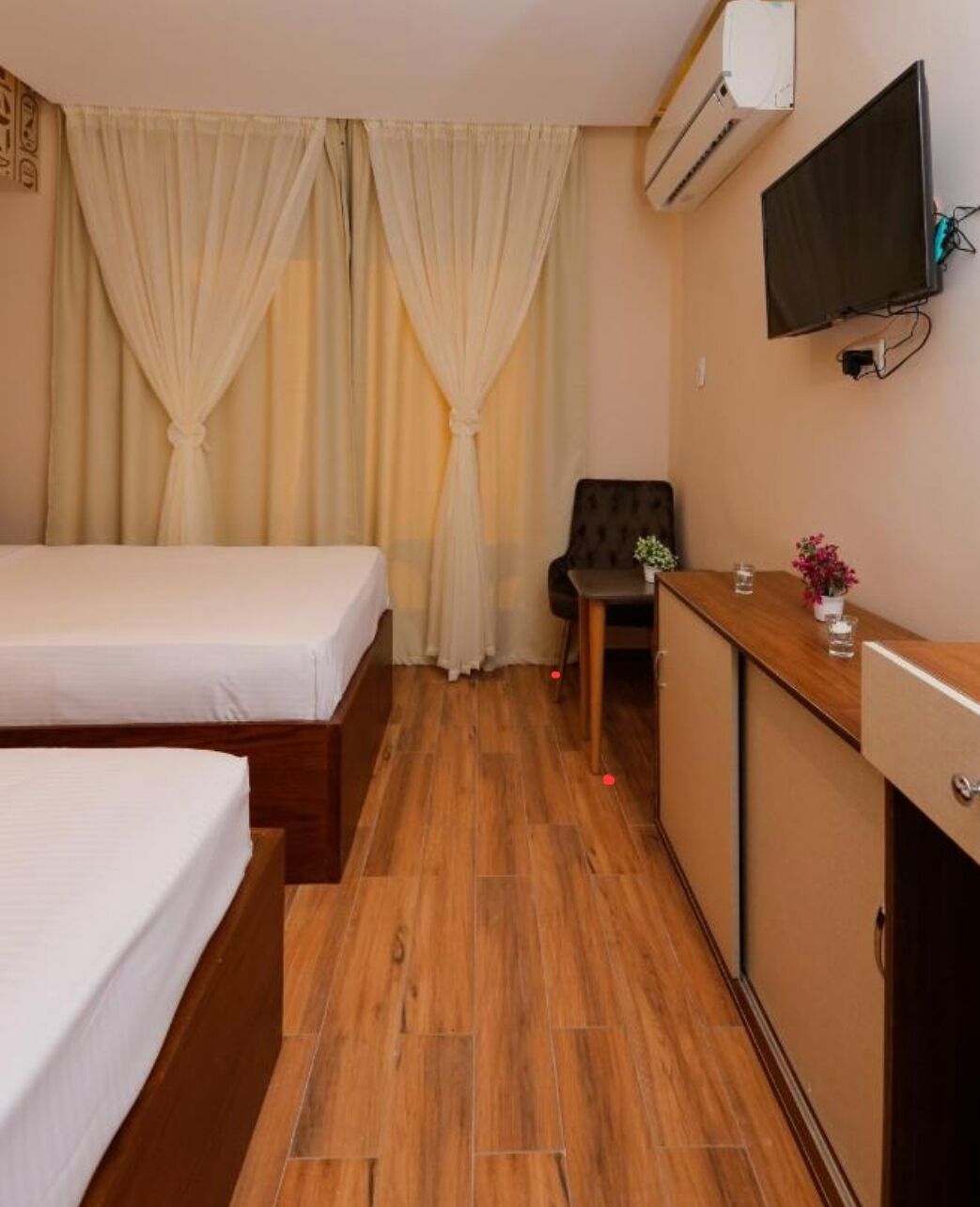 Foto - STEPS IN Pyramids View