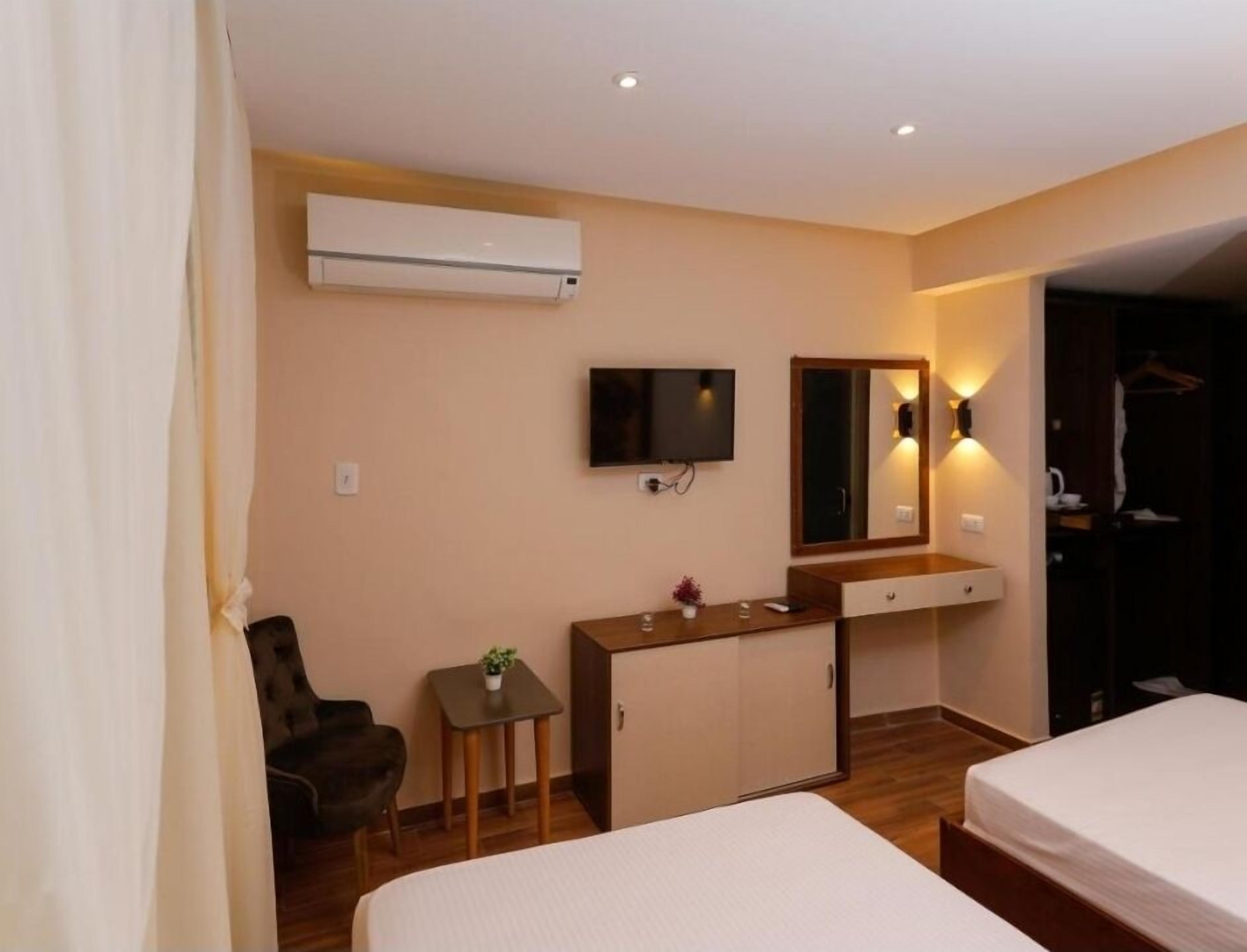 Foto - STEPS IN Pyramids View