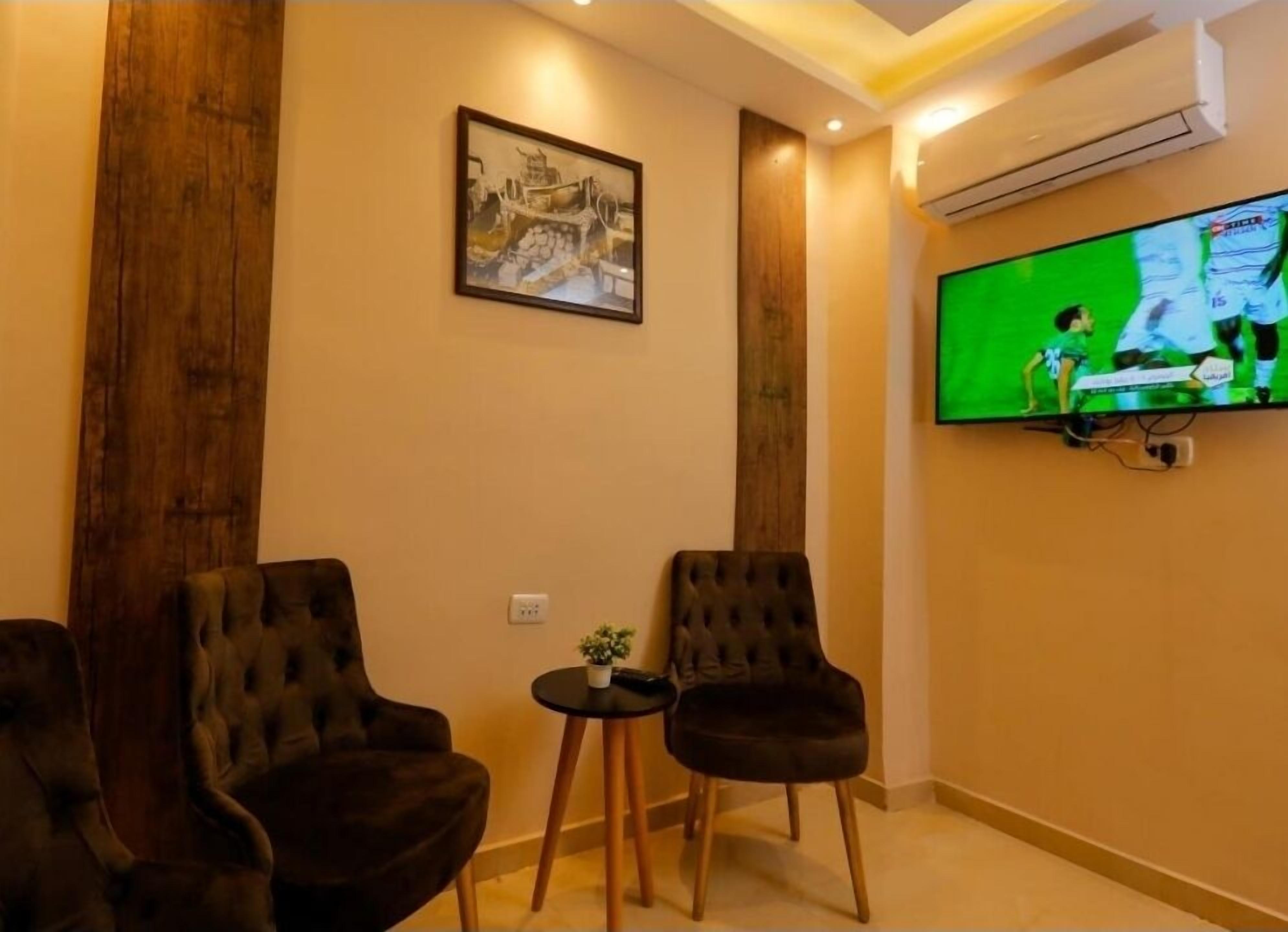 Foto - STEPS IN Pyramids View