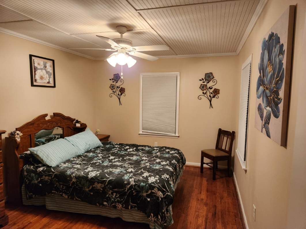 Cottage on Greene Street in Olde Town Augusta - walk to downtown