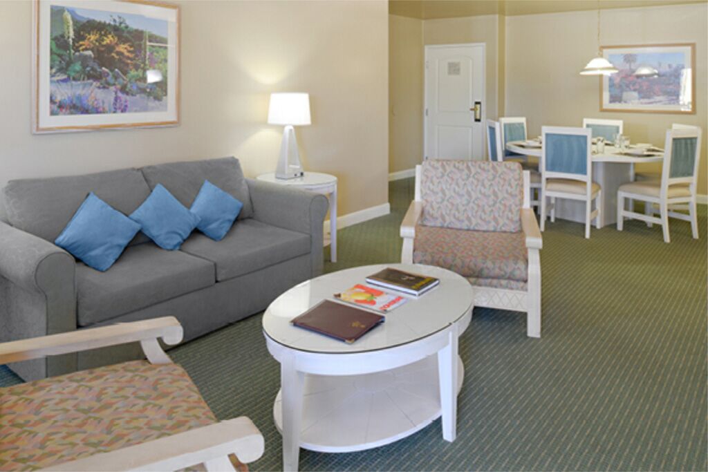 Relax & Enjoy this 1BDR at Palm Canyon Resort!