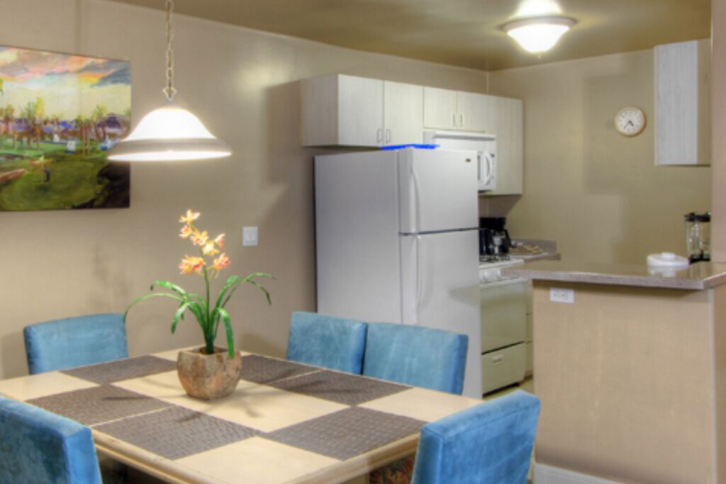 Relax & Enjoy this 1BDR at Palm Canyon Resort!