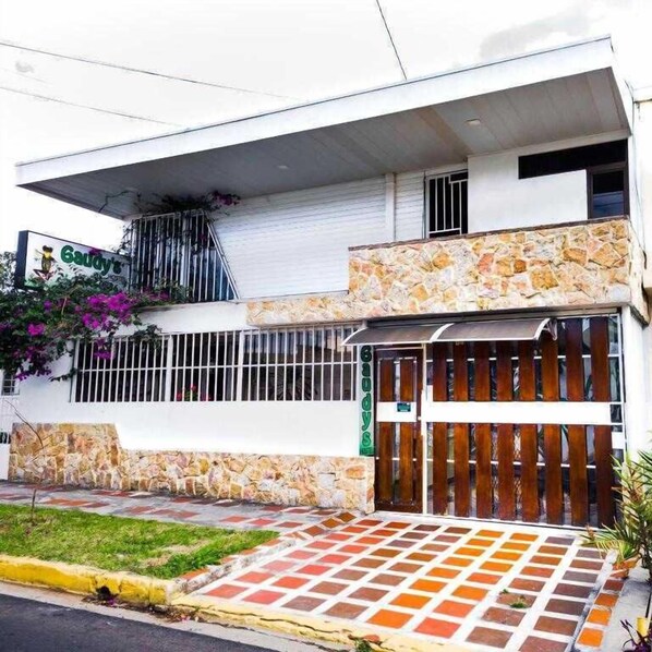 Fassade der Unterkunft