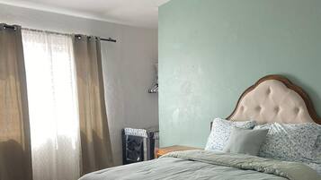 3 bedrooms, WiFi, bed sheets