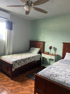 3 bedrooms, WiFi, bed sheets - La Casa Azul " The Blue House" (Puerto Peñasco)