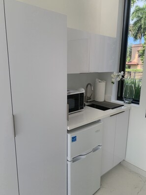 Deluxe-Studiosuite (2) | Eigene Küche | Mini-Kühlschrank, Mikrowelle, Espressomaschine