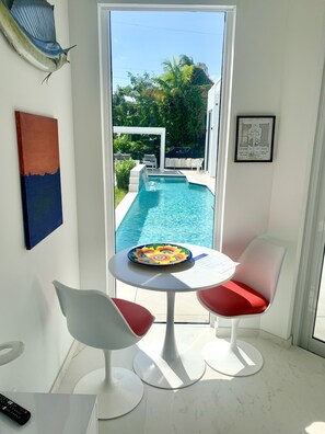 Living area - Men Only Clothing Optional Guesthouse near Wilton Manors (Fort Lauderdale)