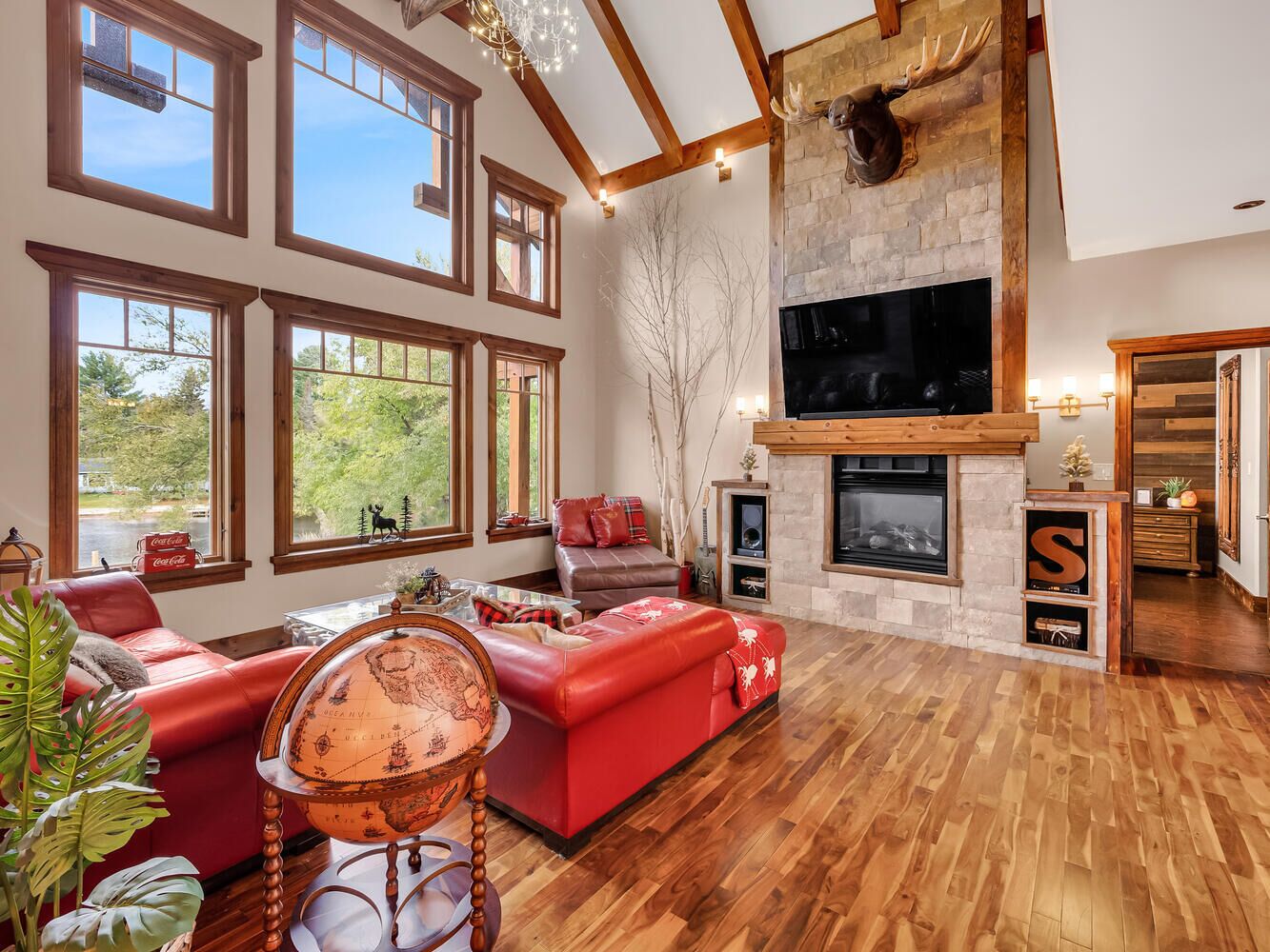 Black Bear Lodge River Retreat