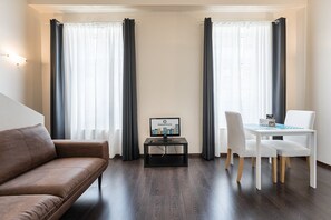 TV - GuestReady - Sweet Inspiration C (Porto)