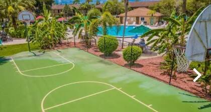 Beautiful 2 Bed 2 Bath Condo