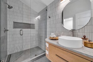 Shower, towels, soap, shampoo