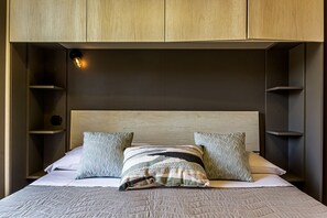 3 chambres, bureau, fer et planche à repasser, Wi-Fi gratuit