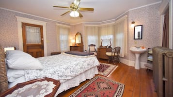 3 Schlafzimmer, individuell dekoriert, individuell eingerichtet