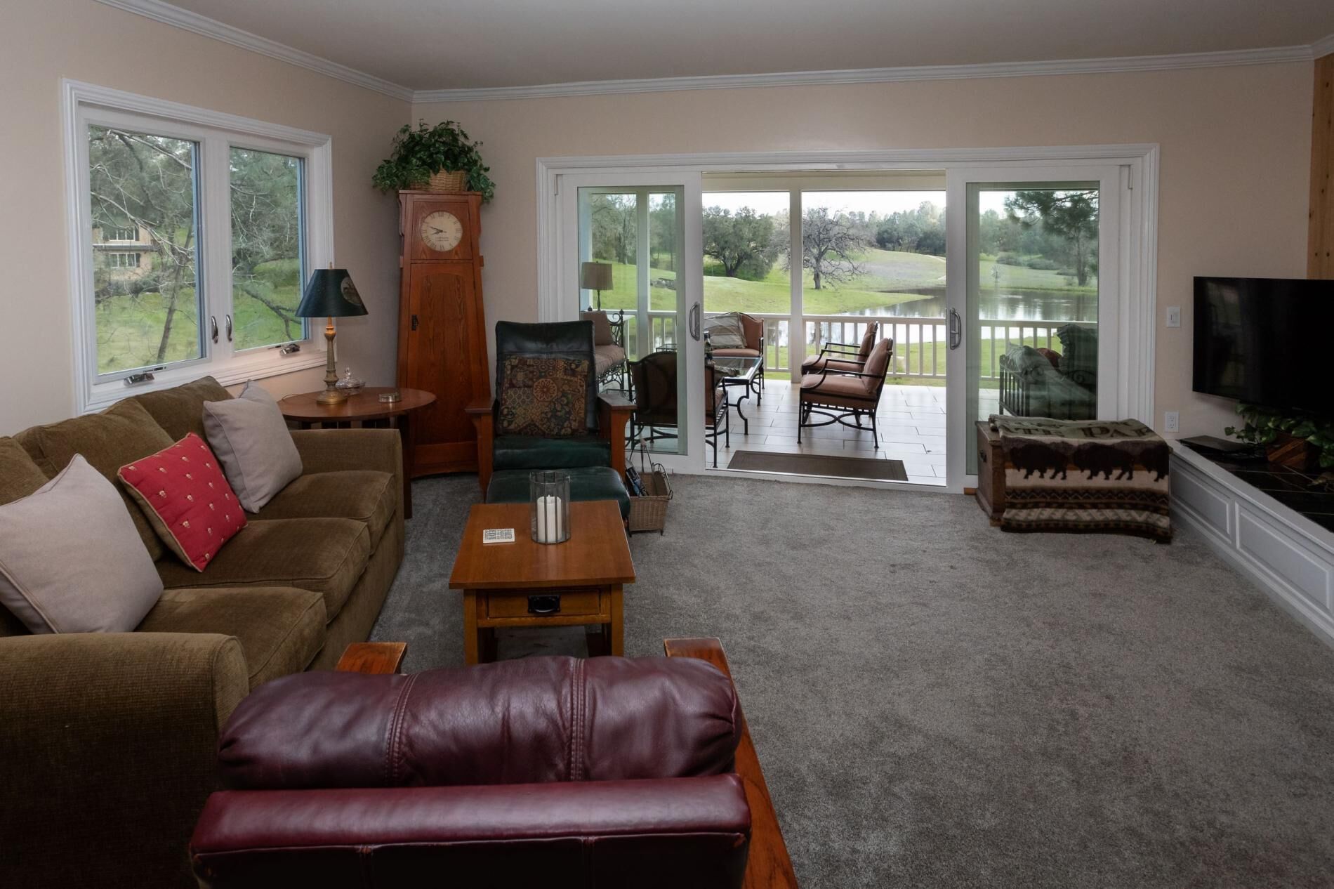 Seven Oaks Ranch Pine House