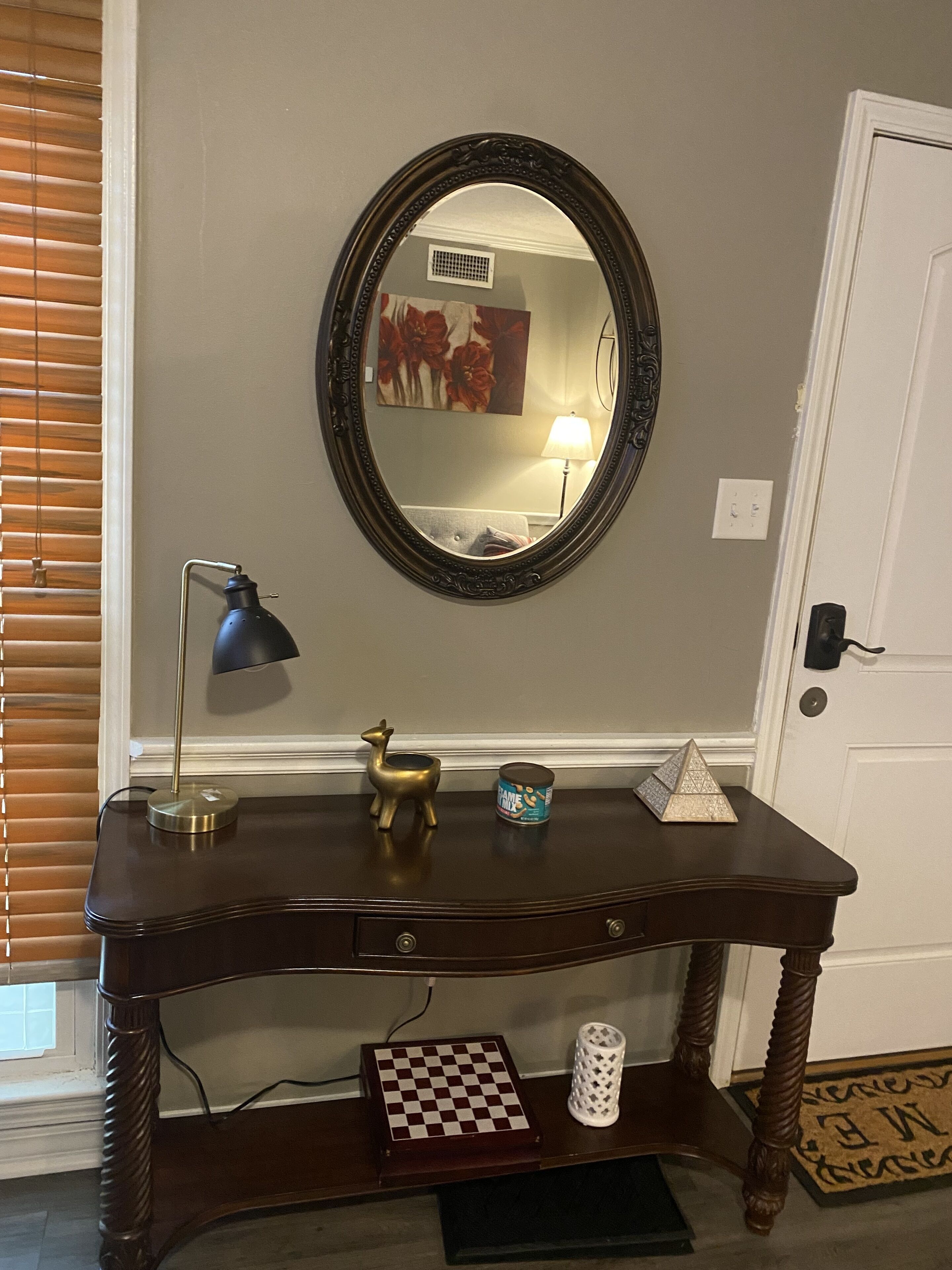 Executive Red Door Vacation Home with Kitchen and Pool Table @ Jackson-Ridgeland