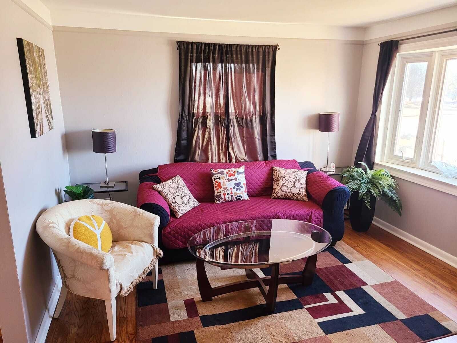 Cozy Home with Bonefire: 30 mins from Detroit/AA