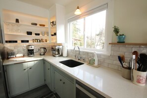 Fridge, microwave, oven, stovetop - 1912 Historic Ballard Craftsman
5 Bed • 2 Bath • Yard • Parking (Seattle)