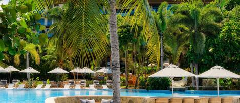 2 outdoor pools, pool umbrellas, pool loungers