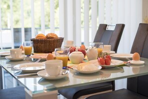 تناول الطعام