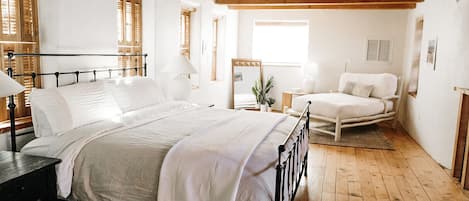 4 quartos, berço de viagem, Wi-Fi, roupa de cama