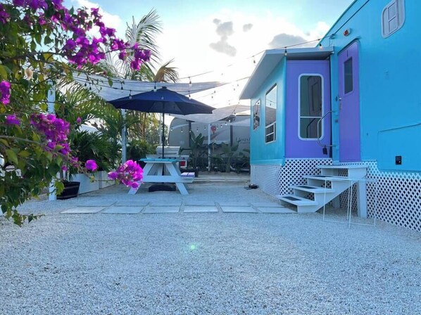 Property grounds - The Purple Pelican Inn/Private Hot Tub (Key Largo)