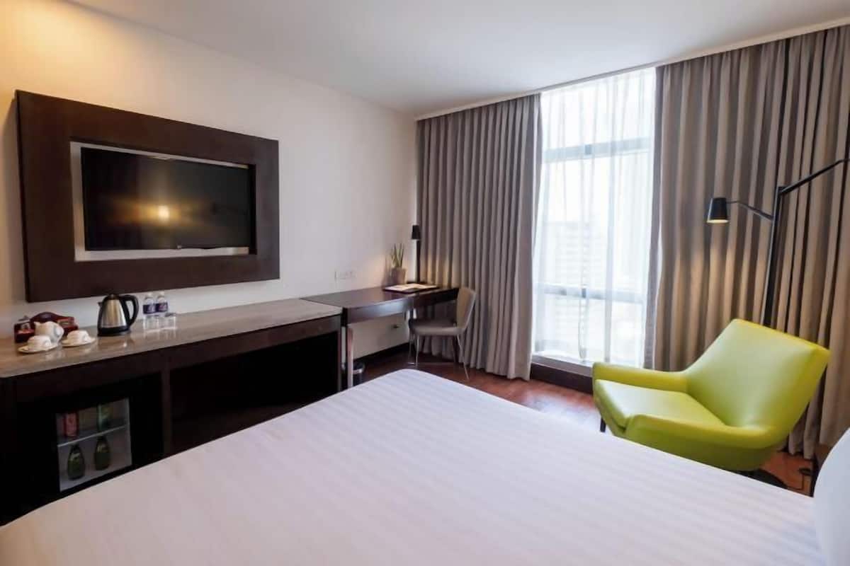 In-room safe, desk, laptop workspace, blackout drapes
