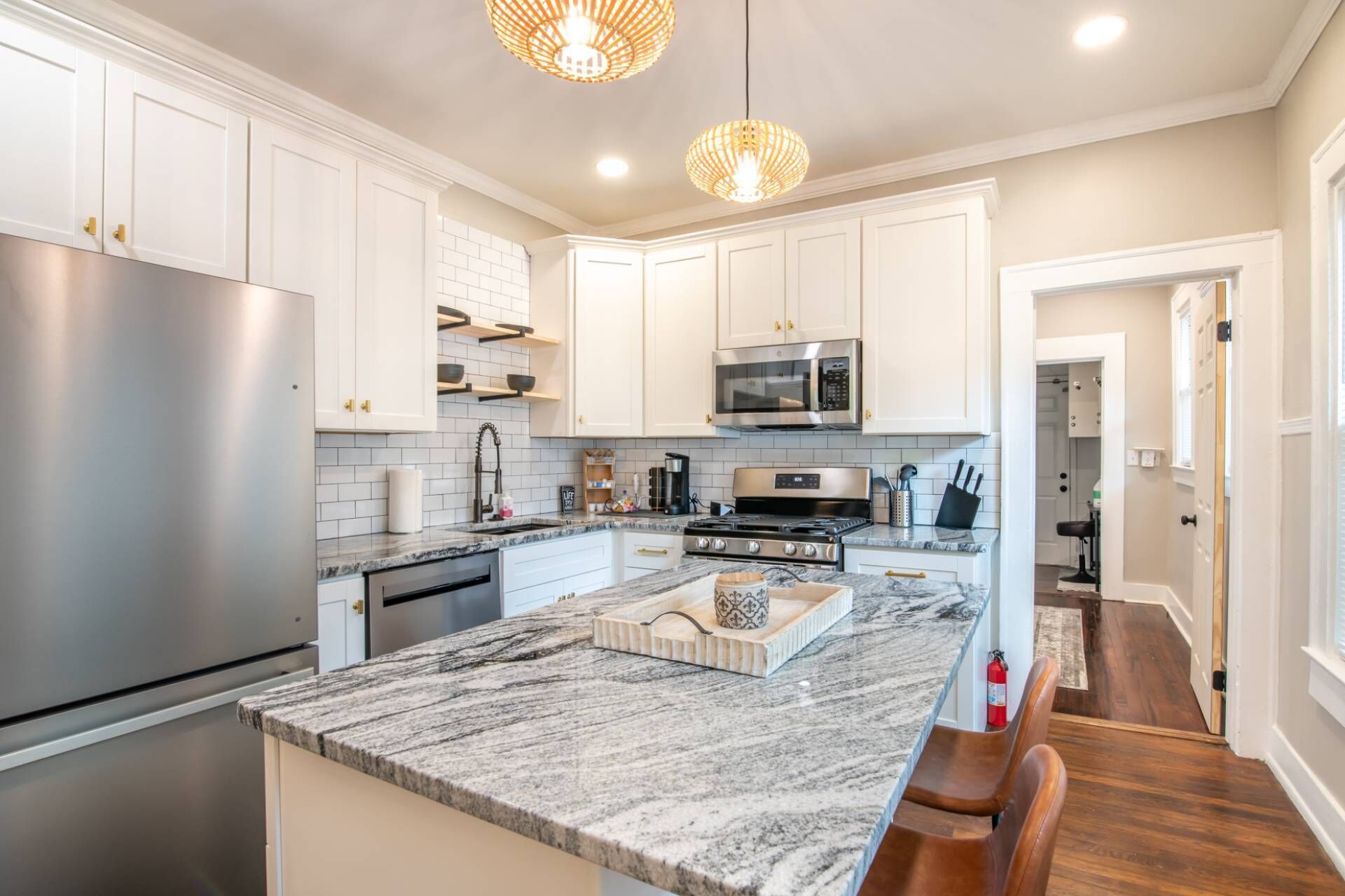 The Elm | Spacious, Screened Porch, Newly Updated