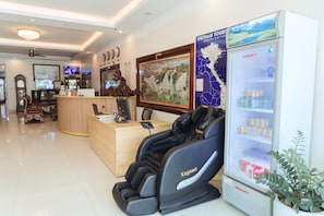 Interior entrance - Luxury Airport Hotel & Travel (Hanoi)