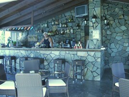 Bar (en la propiedad)