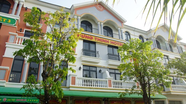 Front of property - Hung Thinh Hotel Phu Quoc (Phu Quoc)