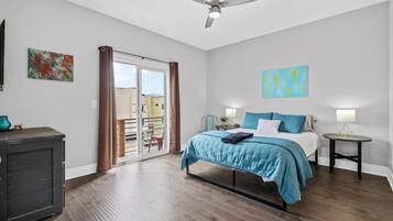 4 Schlafzimmer, Schreibtisch, Bügeleisen/Bügelbrett, kostenloses WLAN