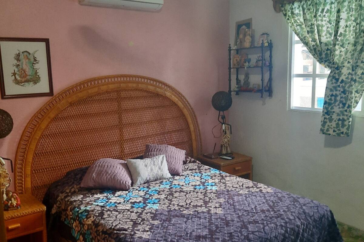 Doppel- oder Zweibettzimmer | Kostenloses WLAN, Bettwäsche