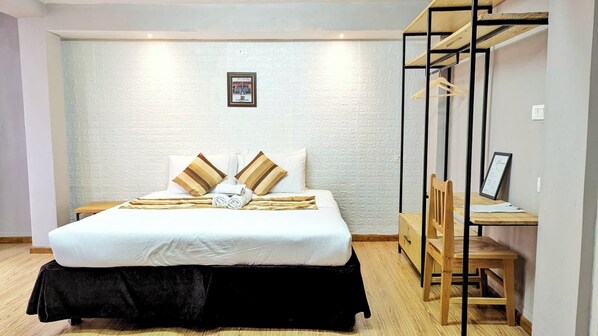 Estudio City | Ropa de cama de alta calidad, colchones viscoelásticos, escritorio