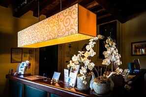 Lobby - Villa Policreti Hotel (Aviano)