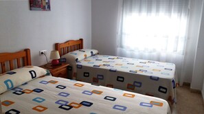 Room - Apartamentos Oropesa sin Piscina 3000 (Oropesa del Mar)