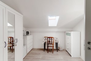 Panoramic Studio | Living area