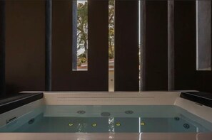 Premium bedding, memory-foam beds, in-room safe, desk - Luxury B&B La Riserva Dannunziana (Pescara)