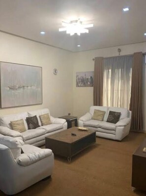 Living area - The Green Manor (Lagos)